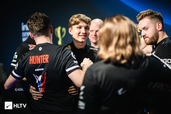 LNG发布春季赛大名单：Zika担任上单 Scout坐镇中路